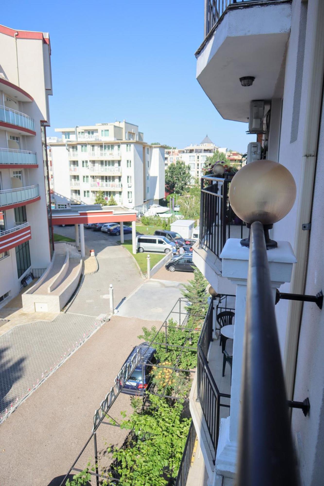 Къща За Гости "Arawana" Sunny Beach Exterior photo